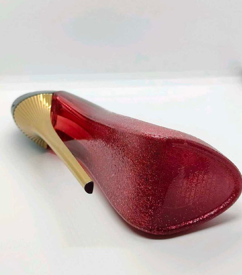 CH Very Good Girl Glam - Partial