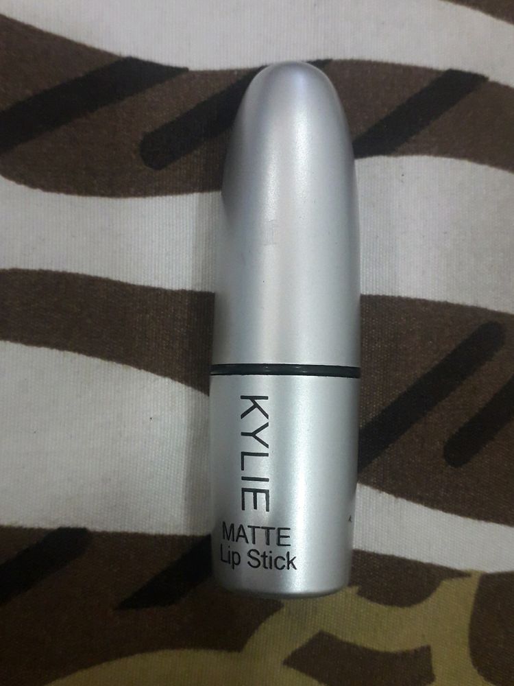 Kylie Matte Lip Stick