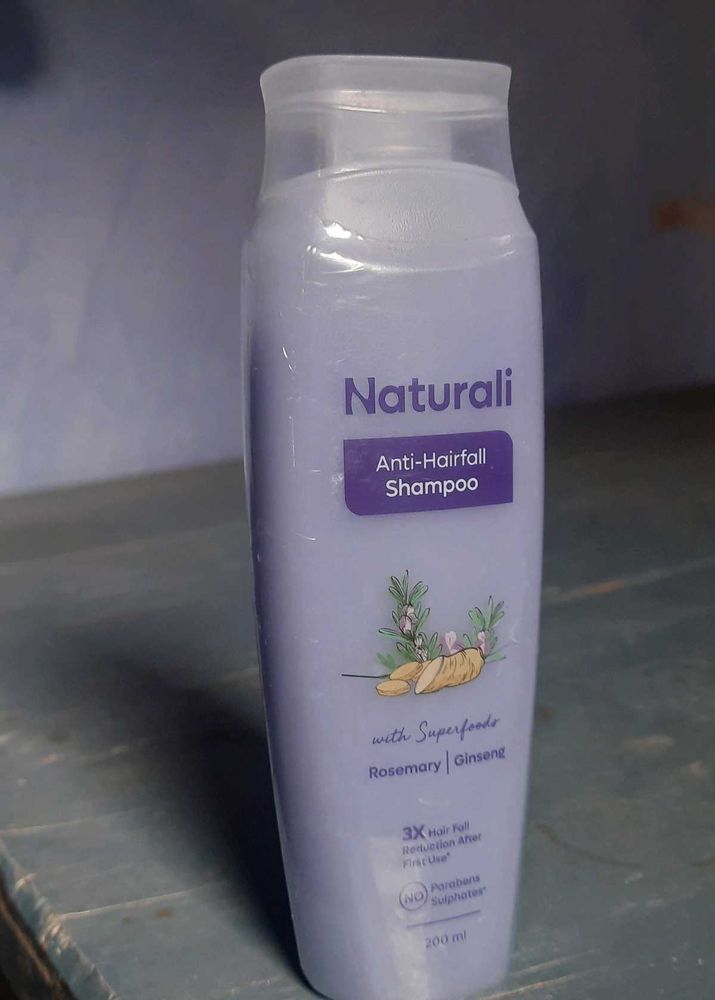 Naturali Anti-Hairfall Shampoo