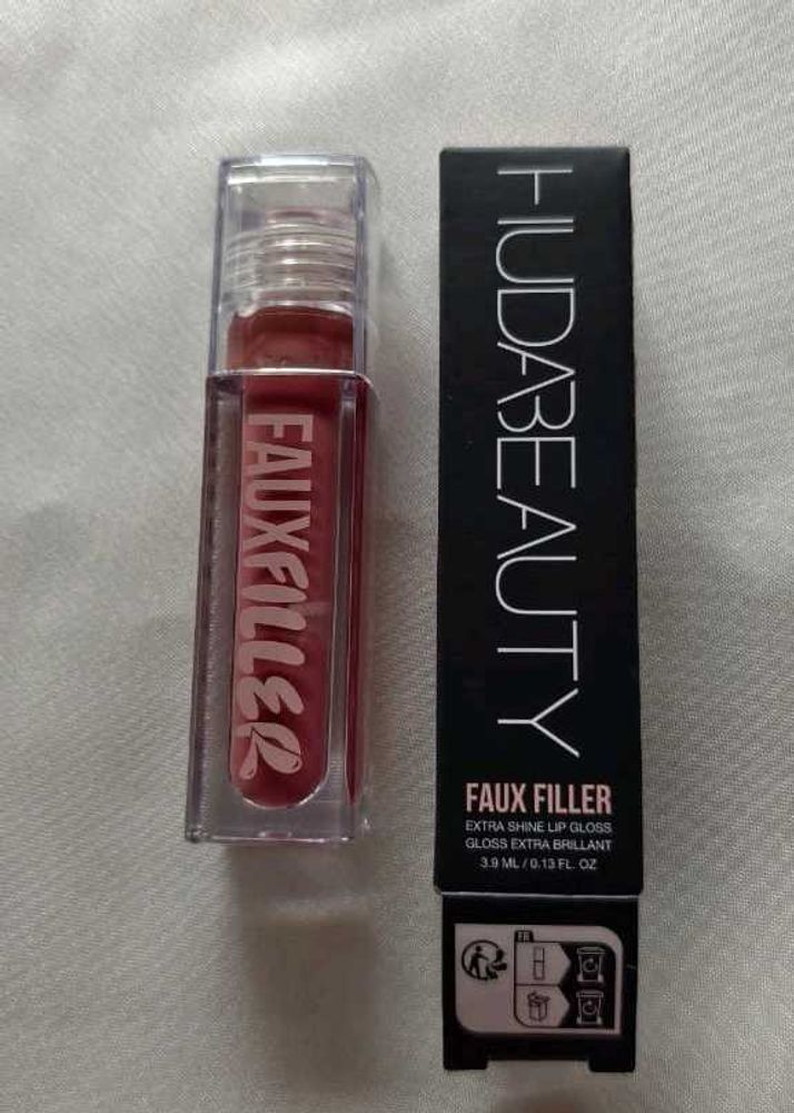 Huda Beauty Faux Filler - Bombshell