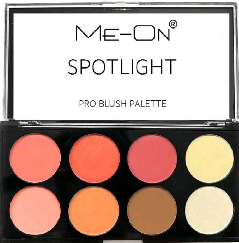 ME- ON Spotlight pro blush pallet