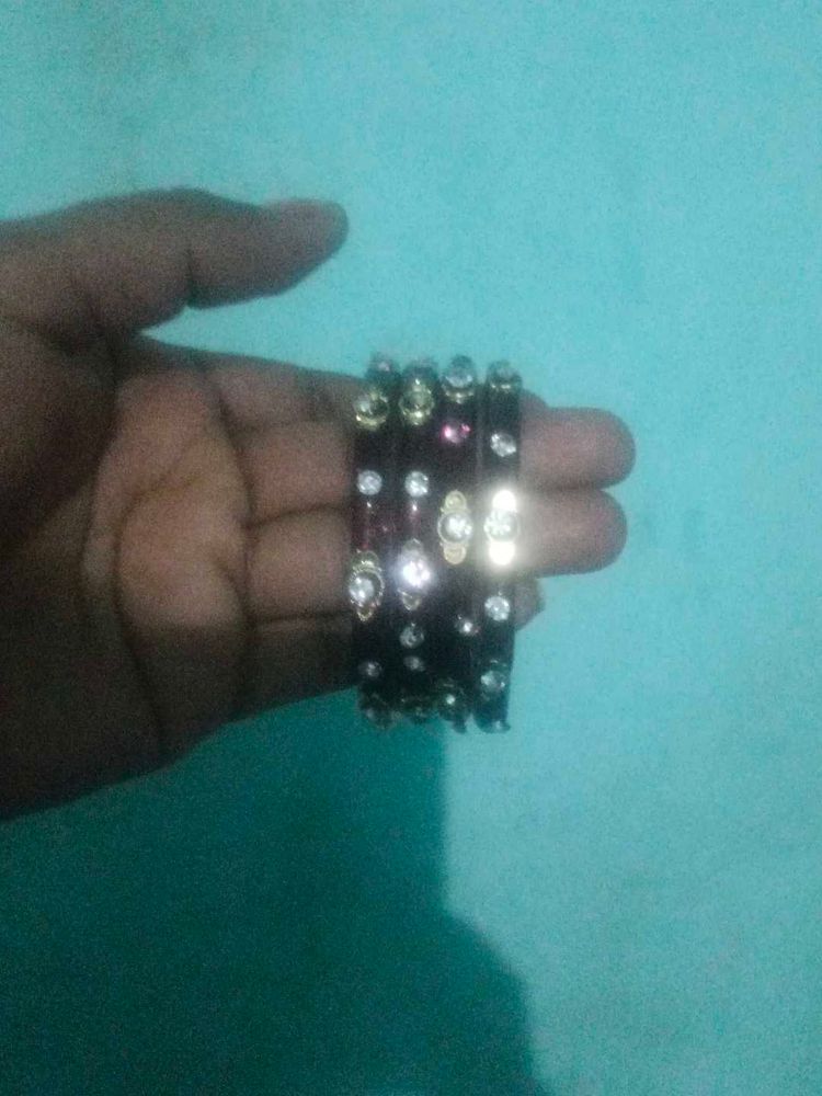Sparkling Bangle Set unused