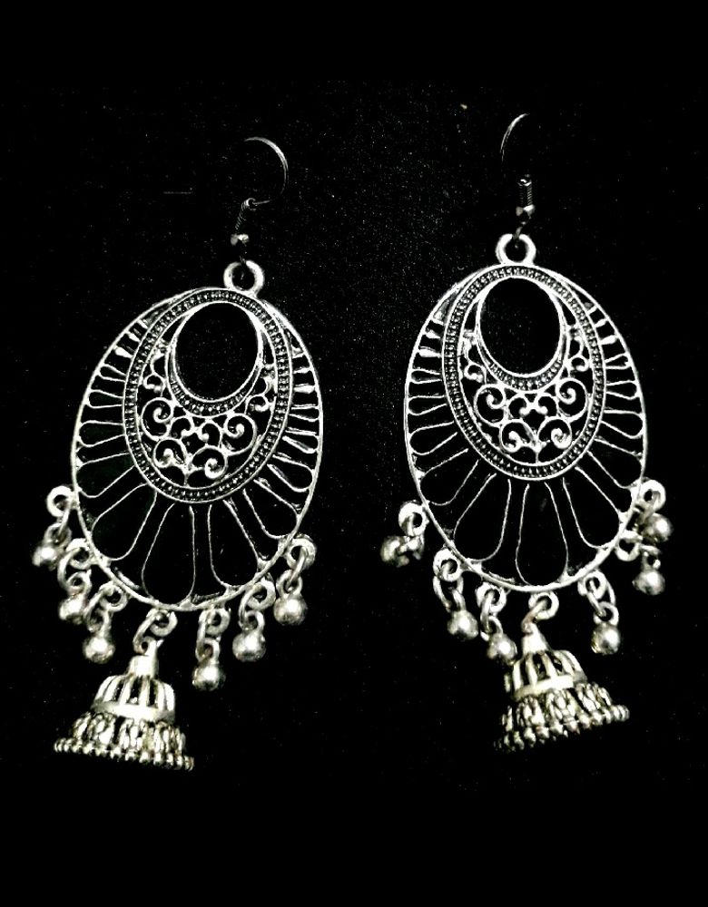 Earrings &amp; Studs