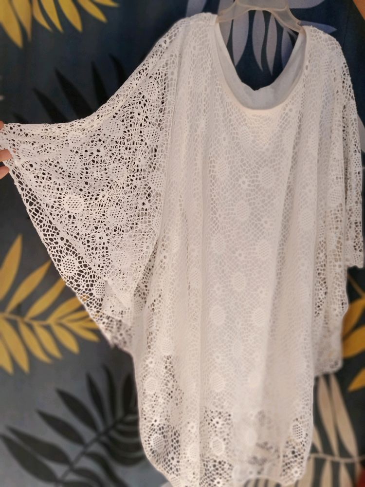 White Boxy Top With Lagging