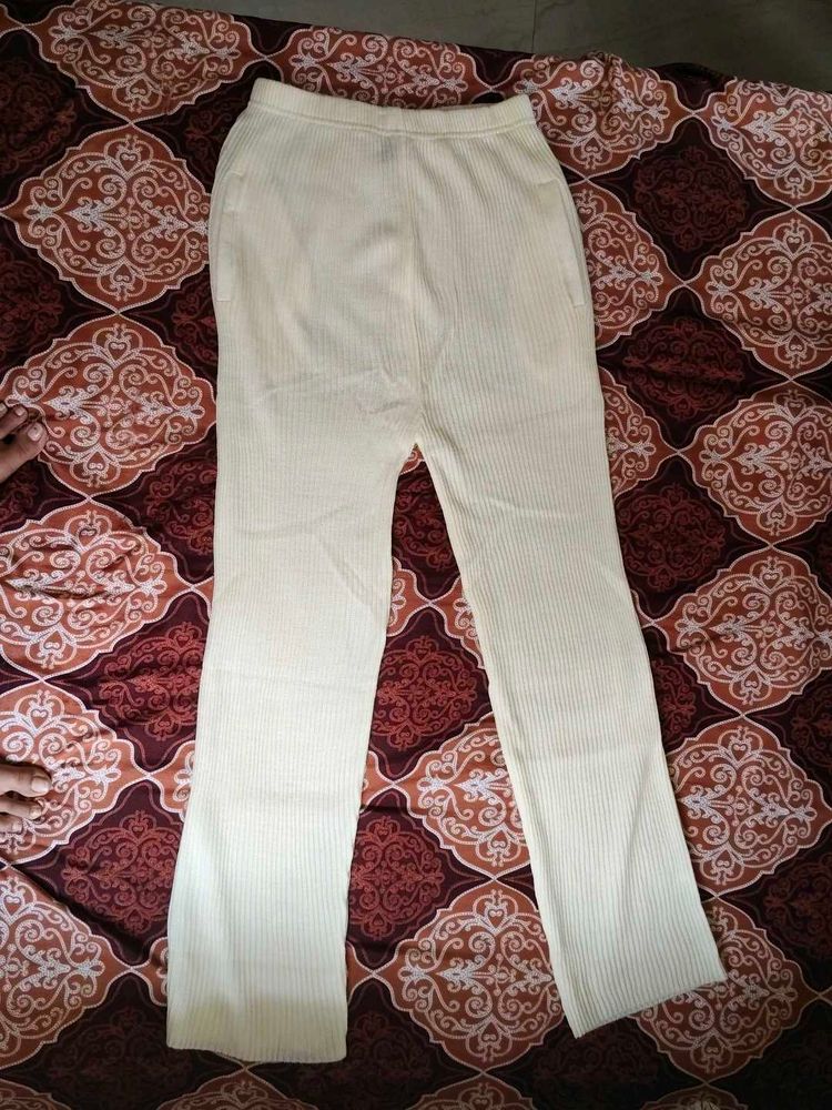 White Ribbed Pants