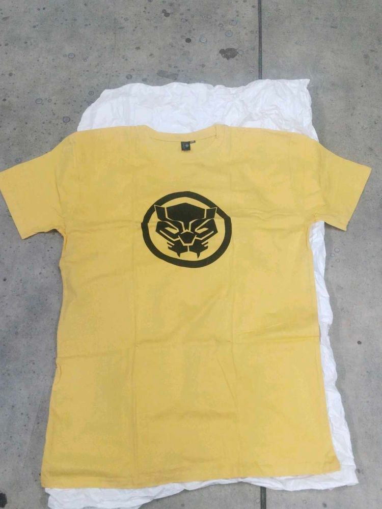 Black Panther Graphic Tee