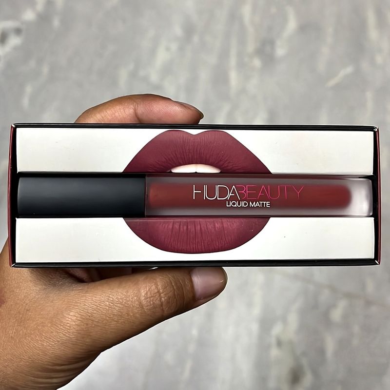 Huda Beauty Original Matte Lipstick