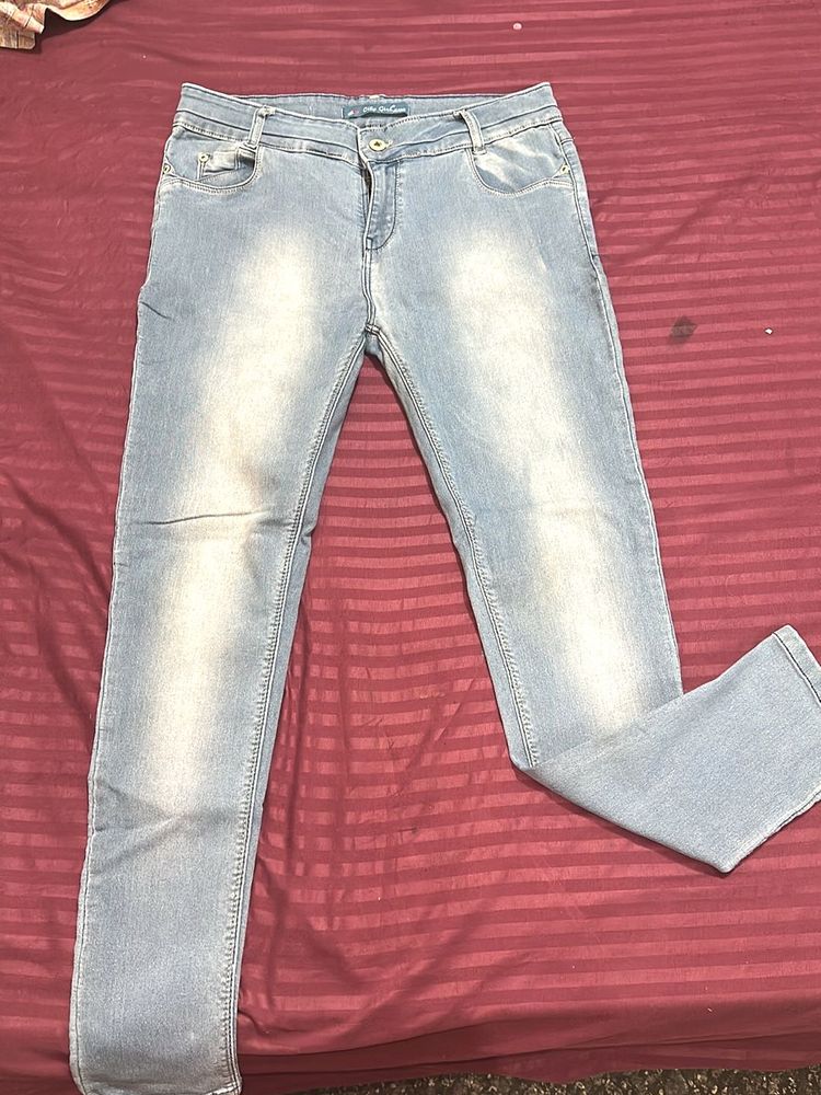 Low rise light Wash Denim Jeans