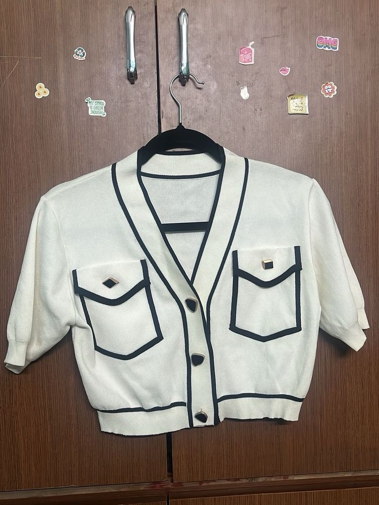 Elegant Cropped Cardigan