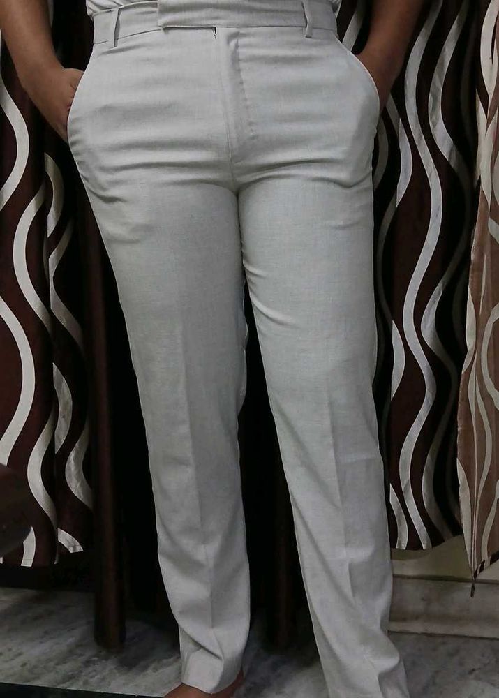 SOFT, STYLISH, AND SOPHISTICATED! Grey Formal Pant