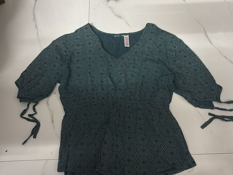Women Top &amp; Tunic