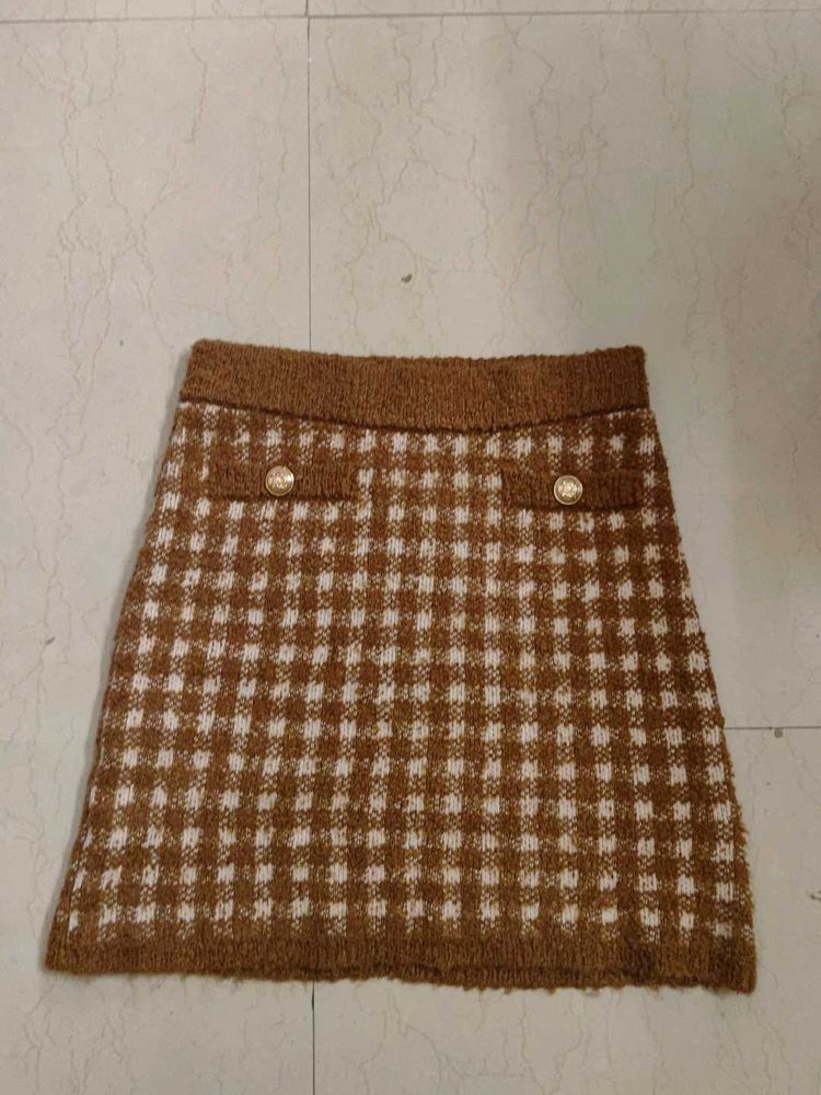 Korean Style Brown And White Checked Skirt