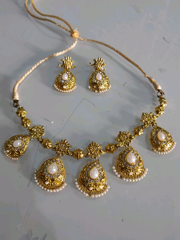 Alia Bhatt Necklace Set