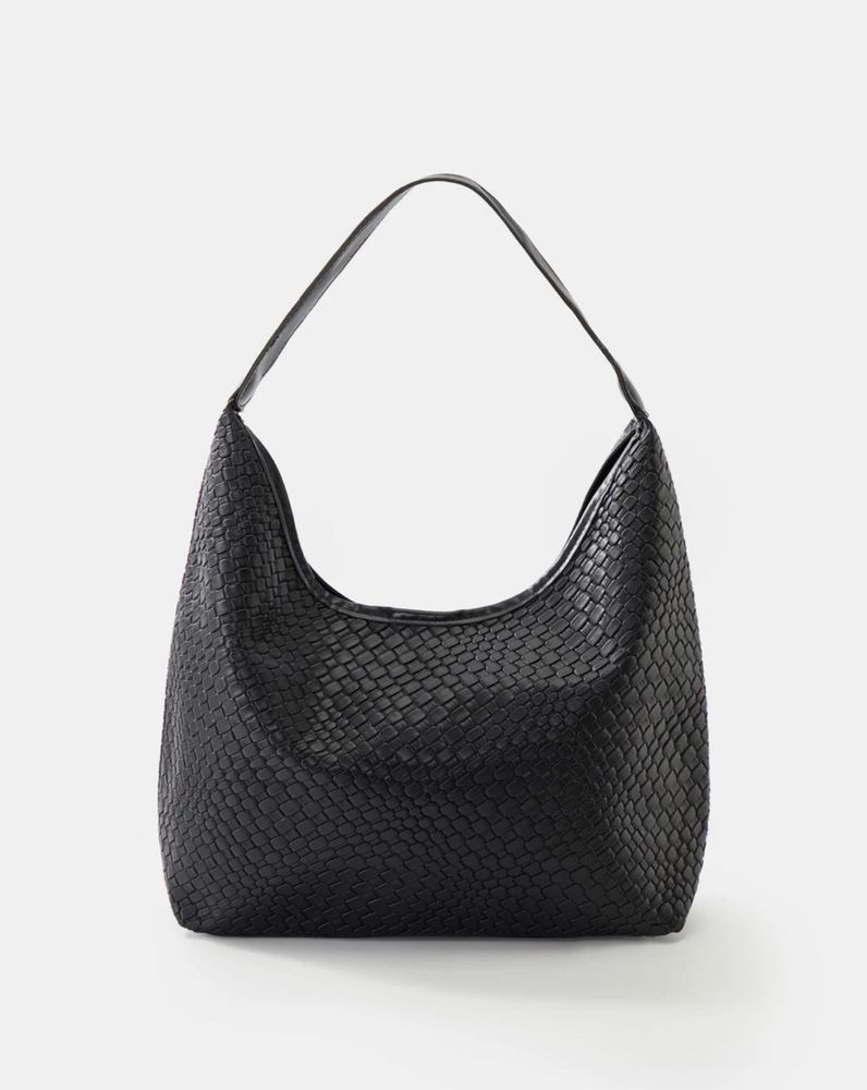 black tote bag