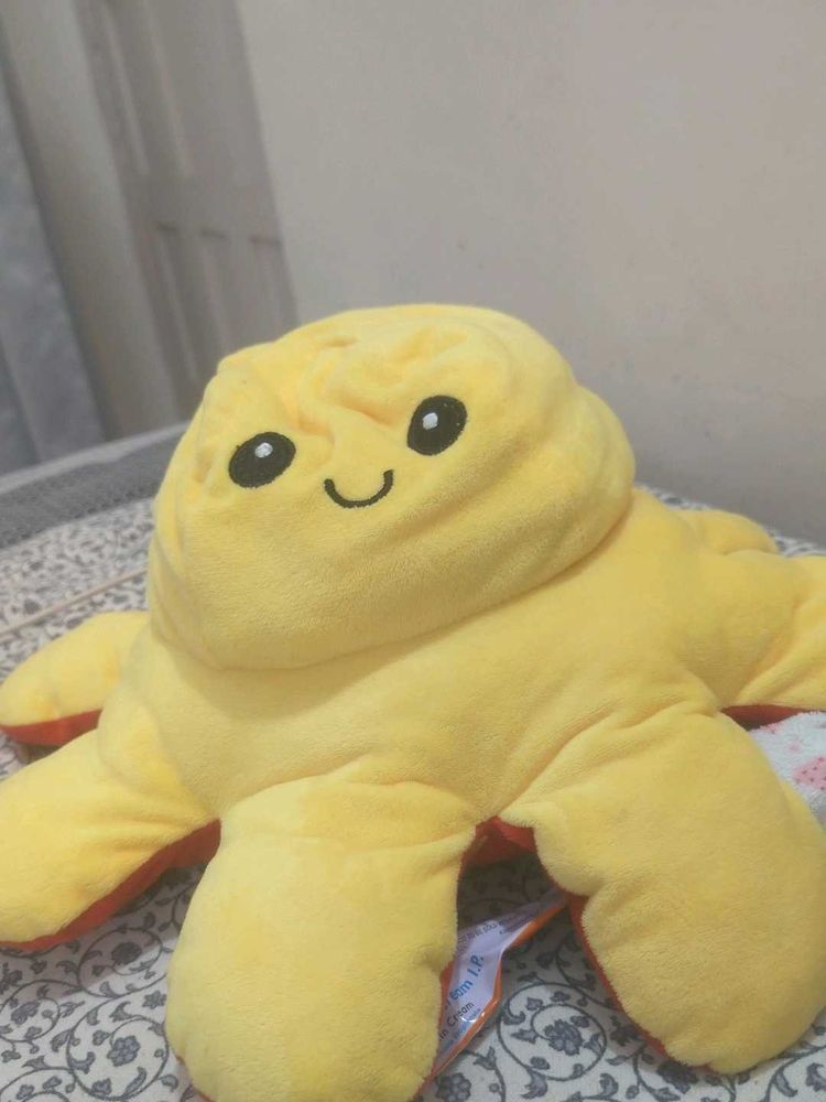 Reversible emoji soft toy