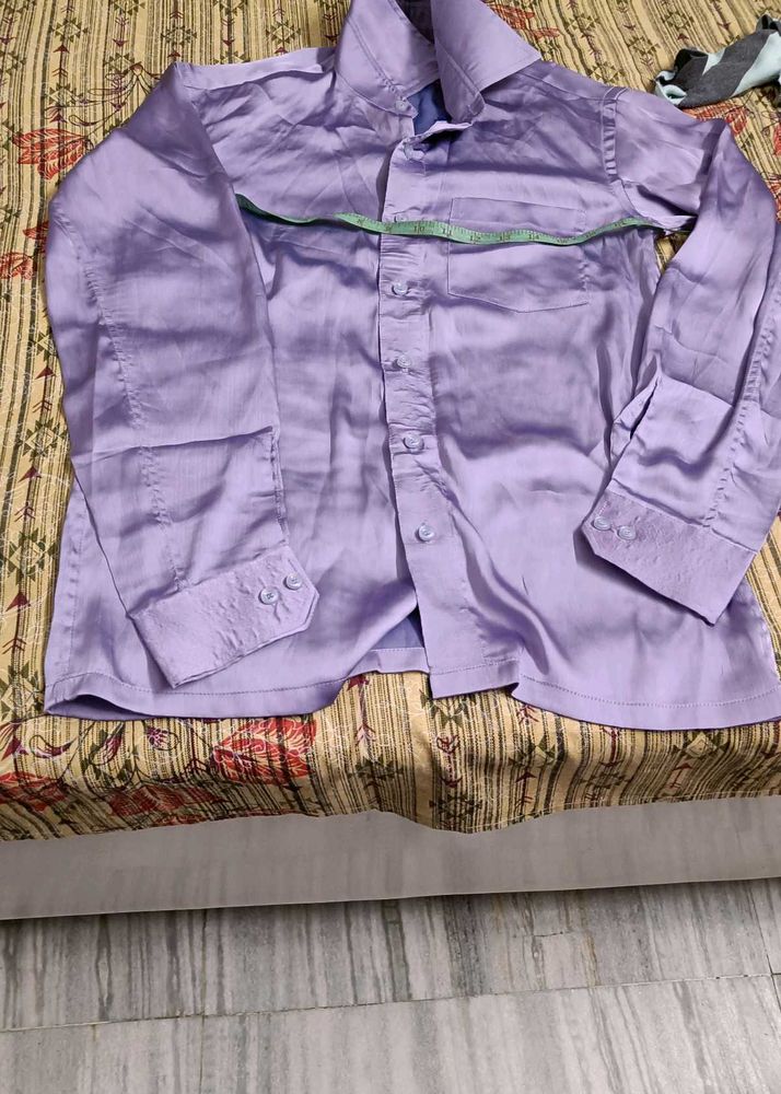 Lavender Men&#39;s Shirt