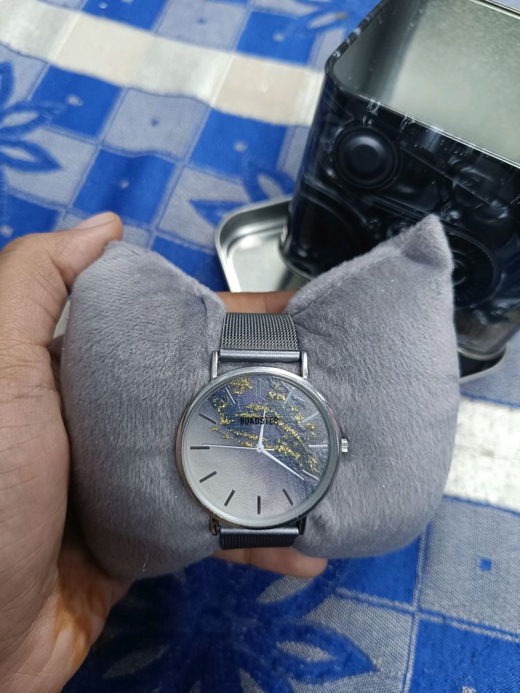 Roadster Life Co Analogue Watch For Women ⌚⌚❤with Box