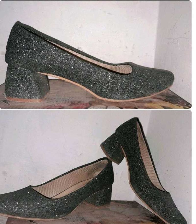 Grey Sparkle Heel ✨