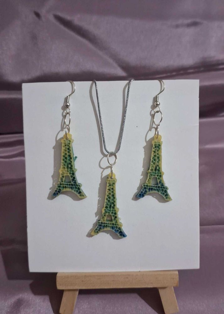 Eiffel Tower Jewelry Set