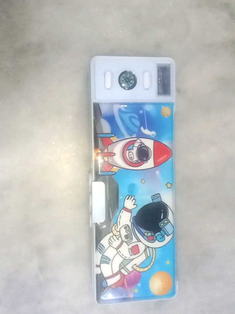 Astronaut Pencil Box