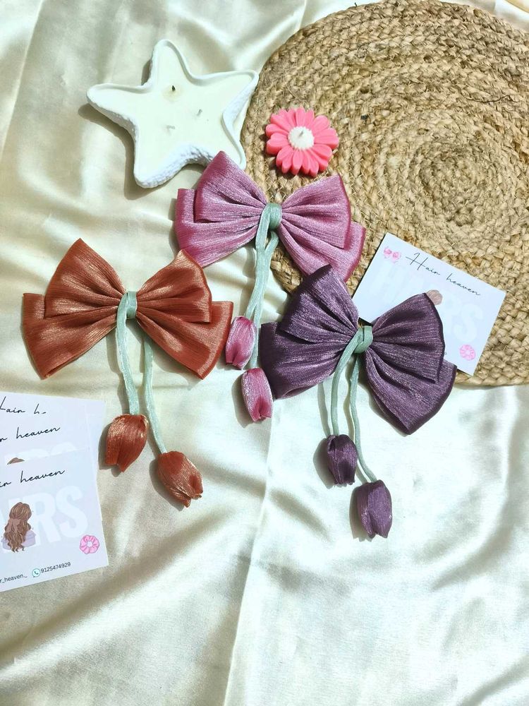 Tulip Bow Clip