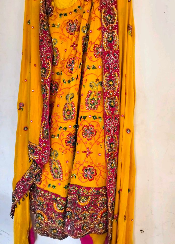 Gorgeous Yellow Embroidered Suit