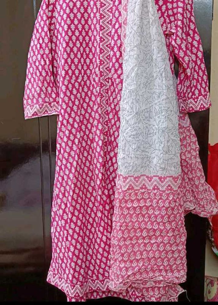 Pink Printed Kurta Set