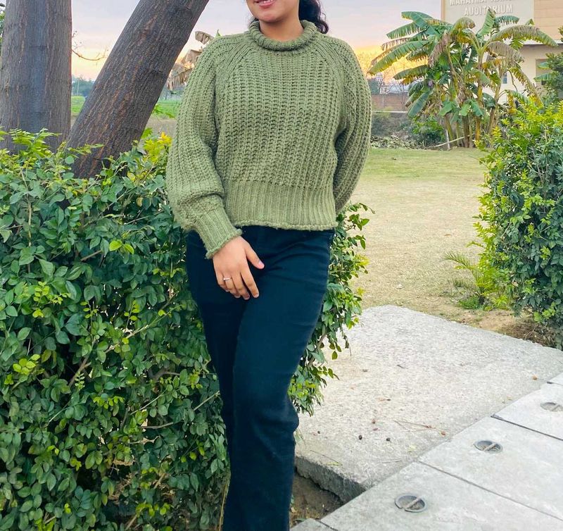 Stylish Green Knit Sweater