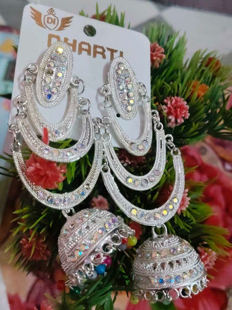 Sparkly Silver Jhumka Earrings