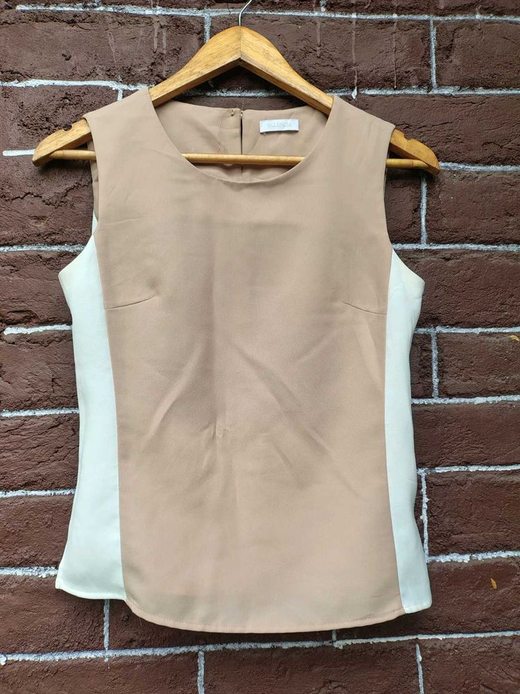 Sleeveless Top