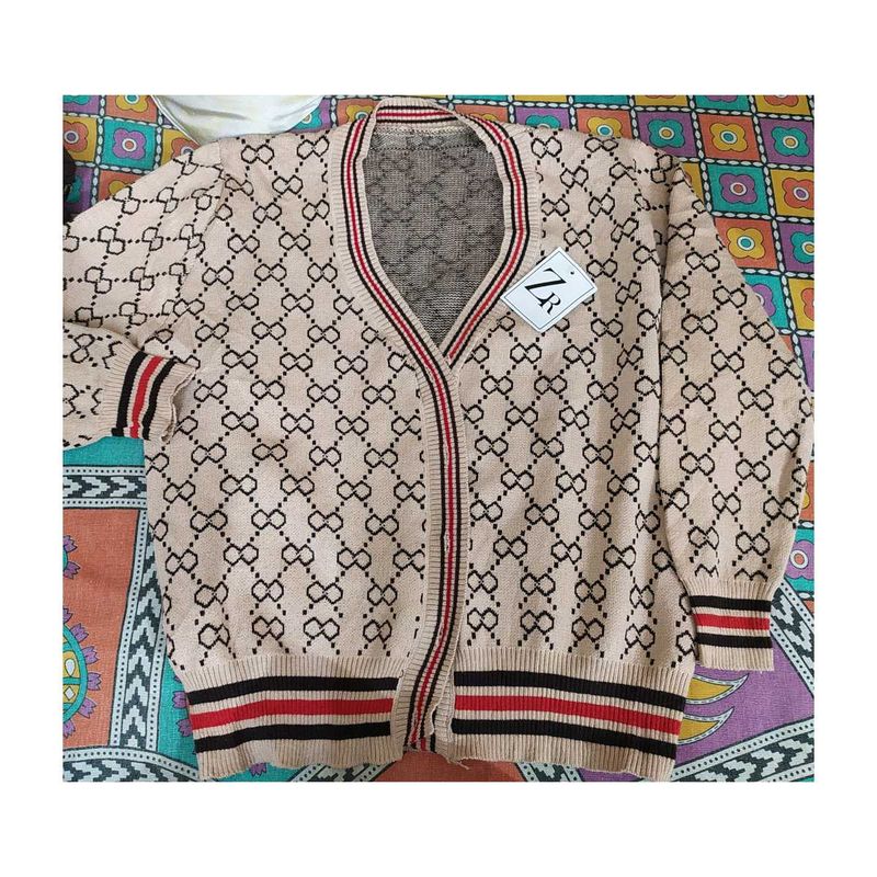 Stylish Patterned Cardigan