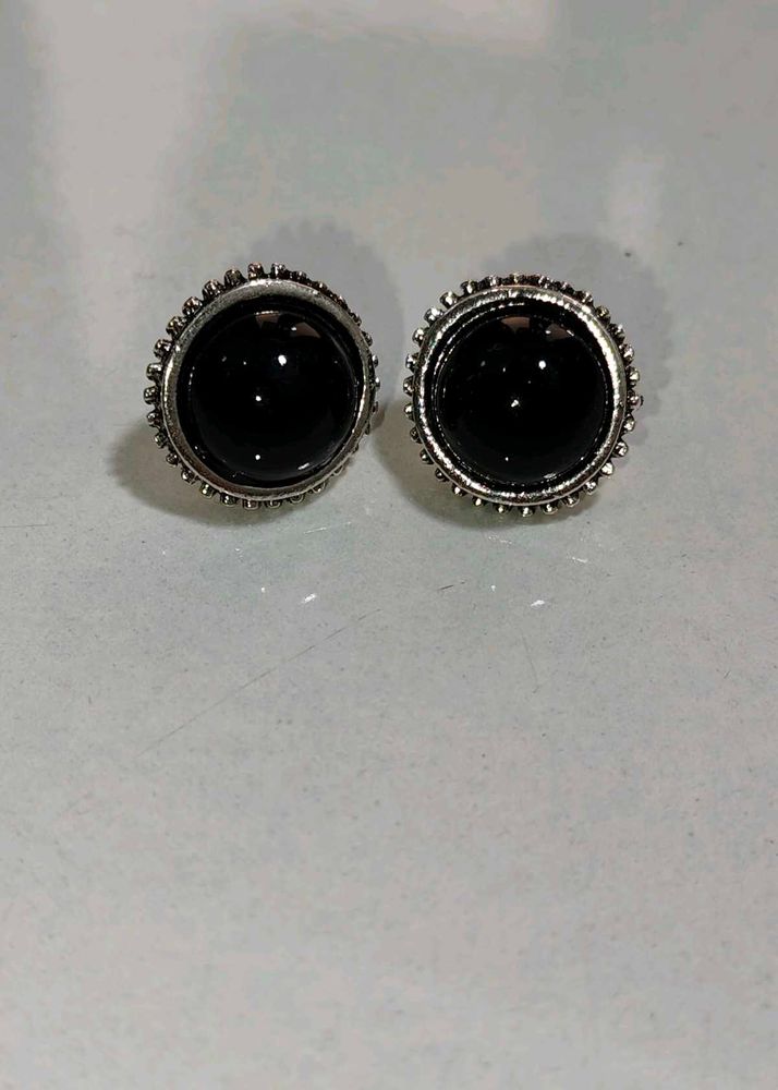 Plated Contemporary Marvellous Studds Black for Wo