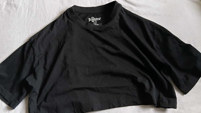 Black Cropped T-Shirt