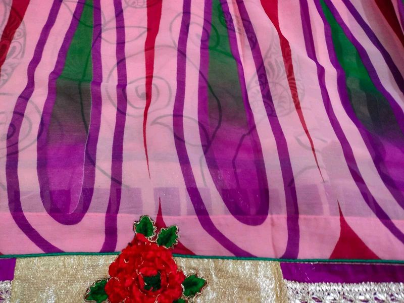 Elegant Floral Saree with Blouse