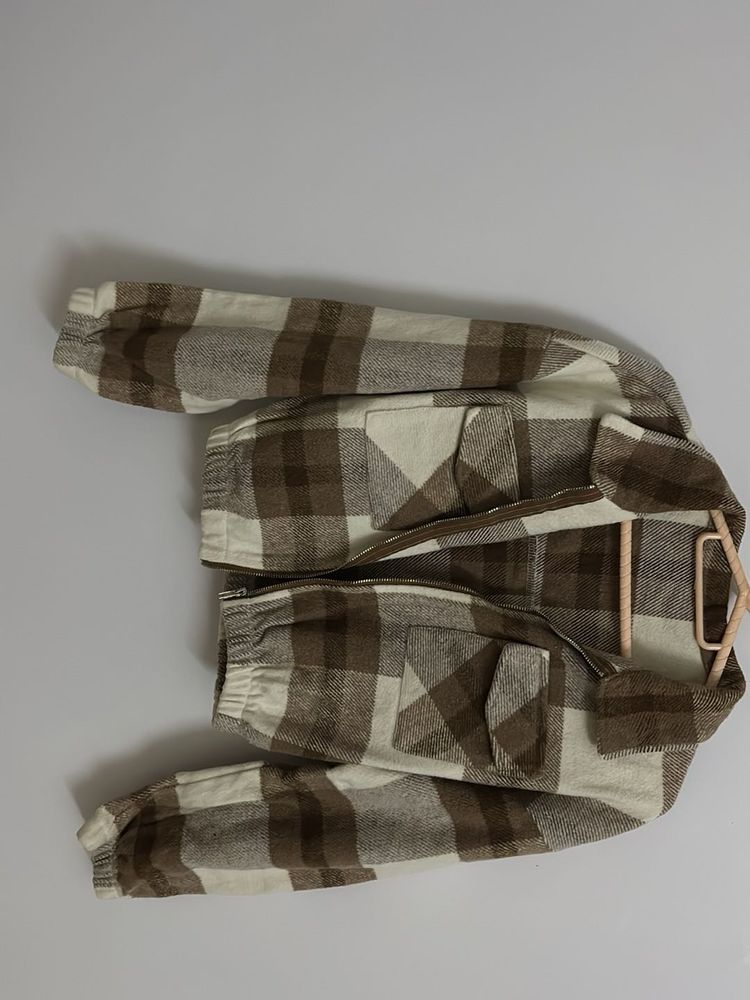 Brown Plaid Jacket.SIZE-28-34. NOT WORN EVEN ONCE