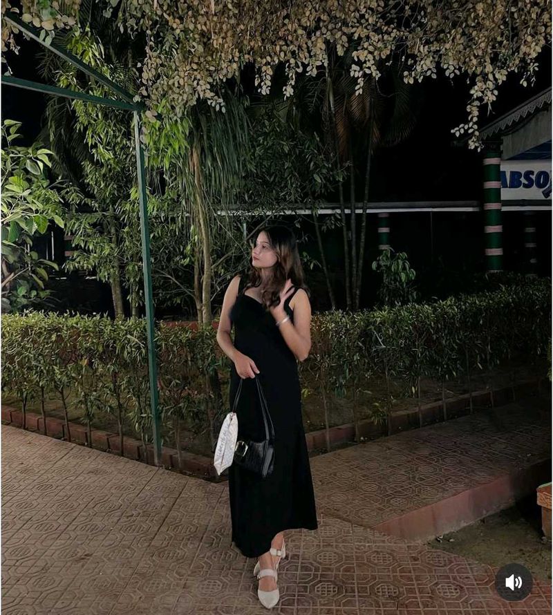 Elegant Black Bodycon Dress