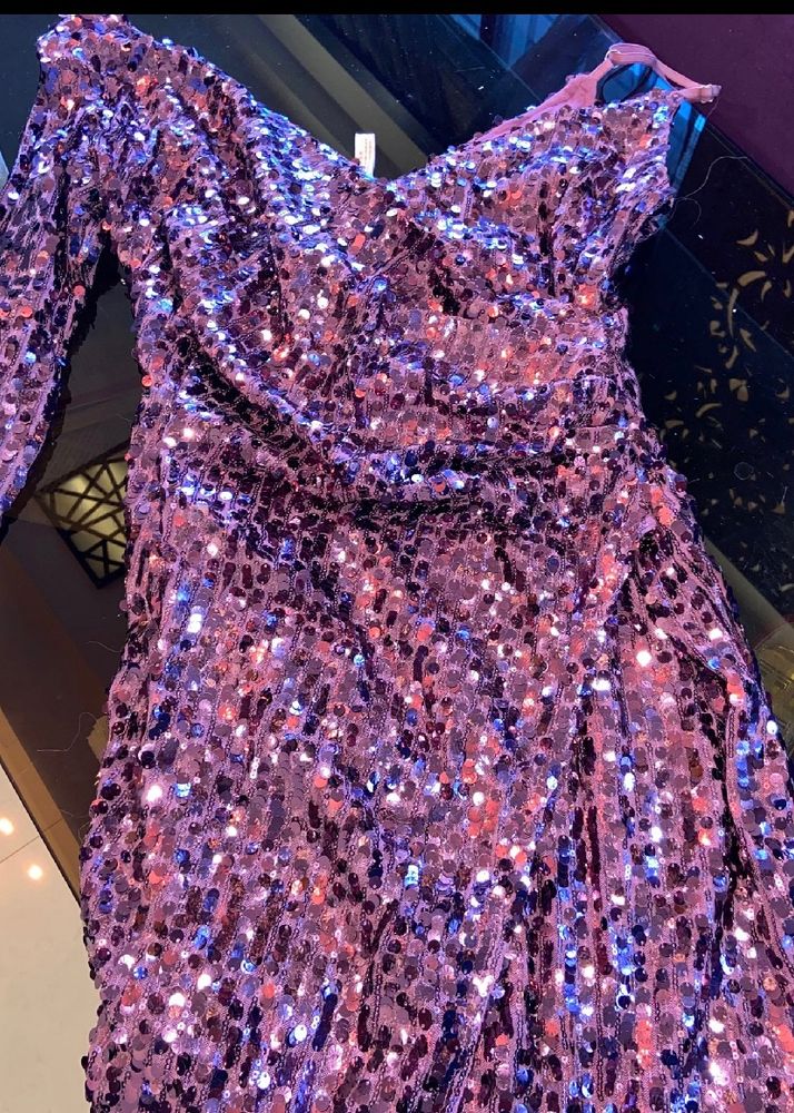 Shimmer One Shouldered Outfit💕💜