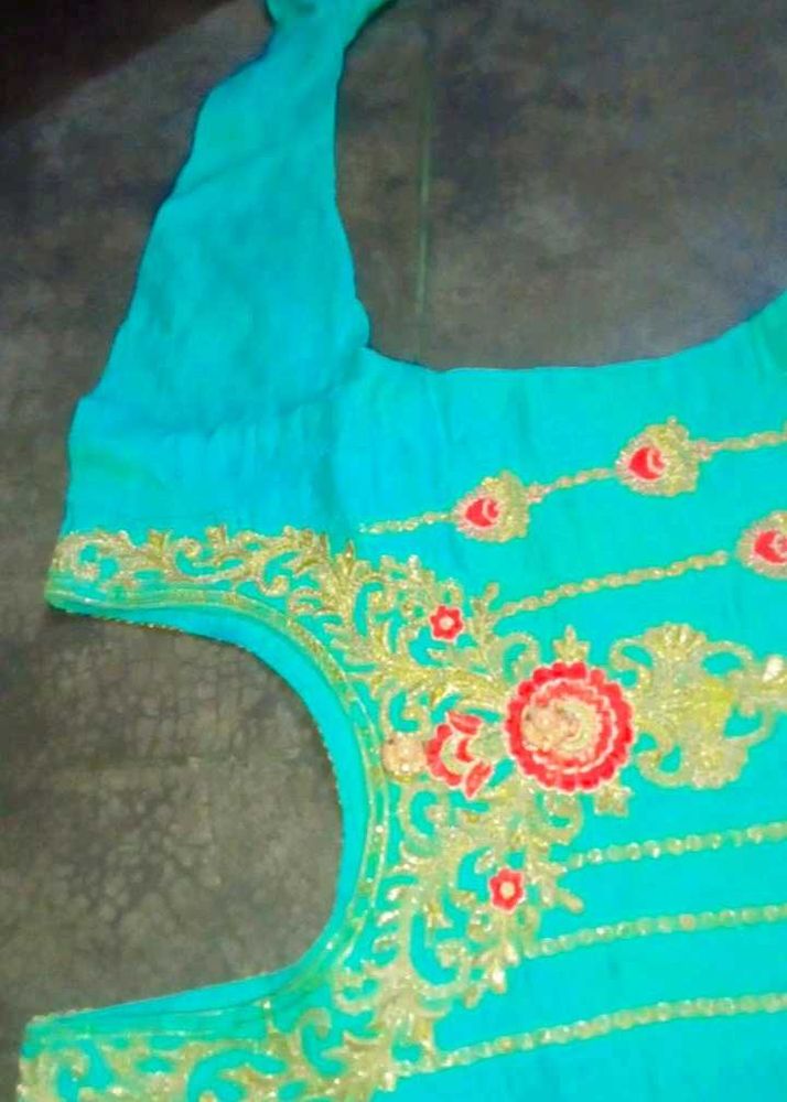Elegant Embroidered Kurta