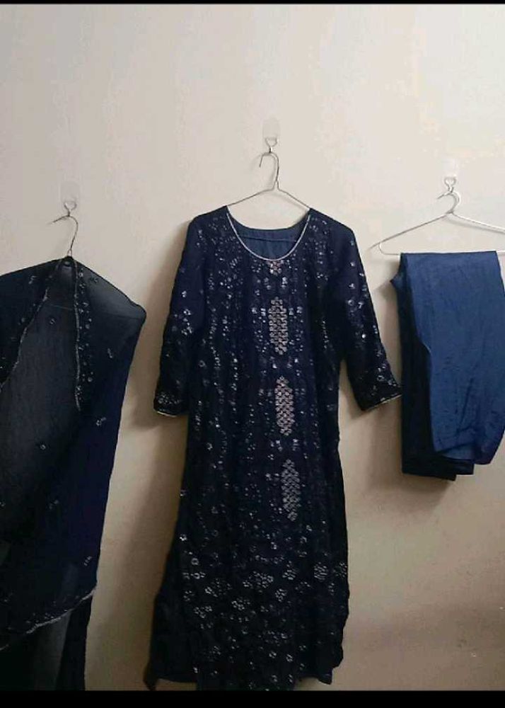 Elegant Blue Embroidered Kurta Set