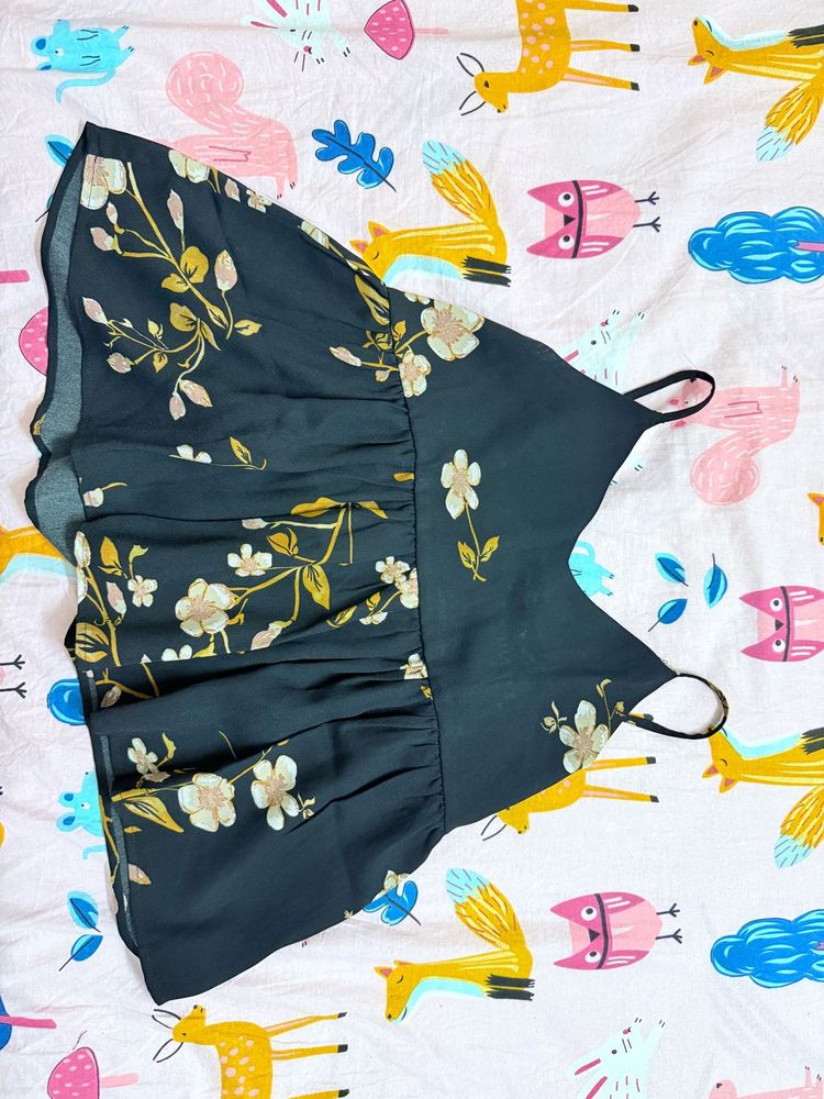 BERRYLUSH Floral Print Cami Top