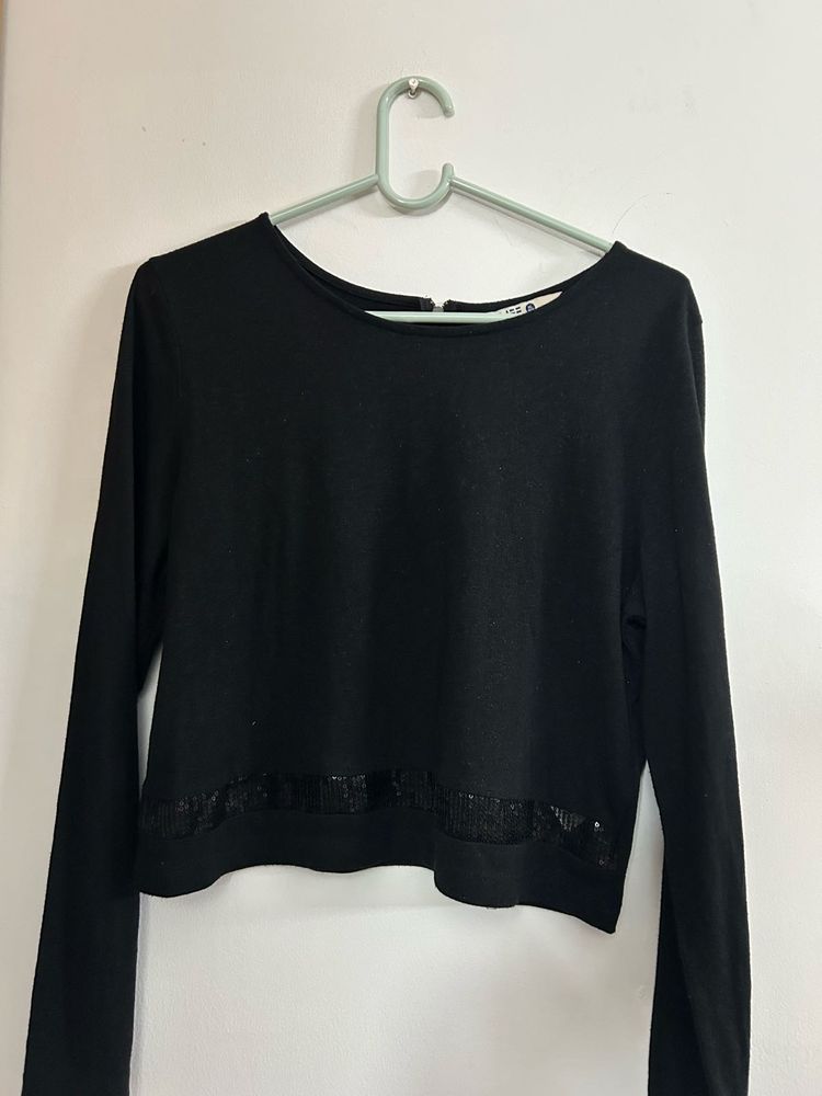 Black Long Sleeve Top