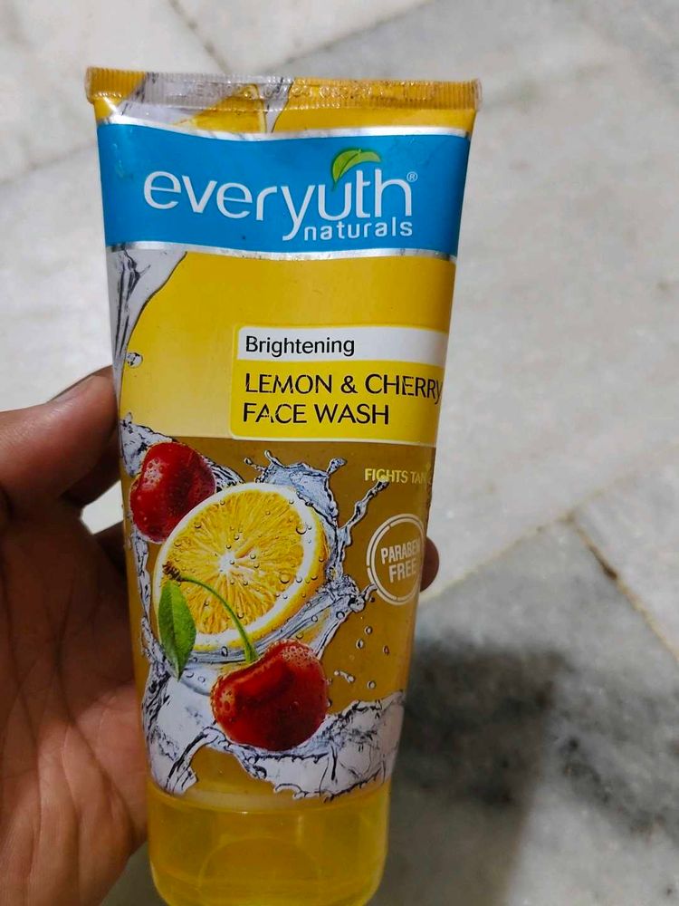 Everyuth Lemon &amp; Cherry Face Wash