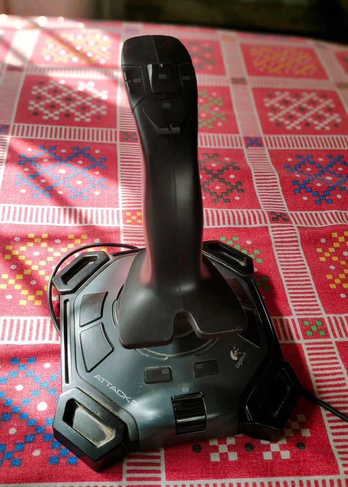 Logitech Attack 3 Gaming Console