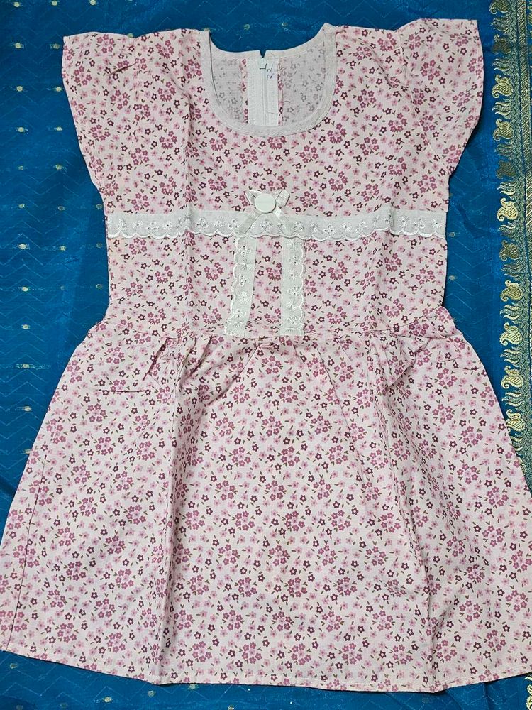 Girl&#39;s Cotton Dresses