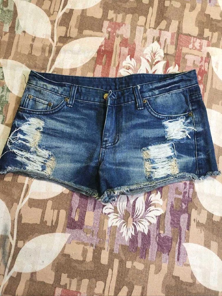 Women&#39;s Denim Shorts (USED)