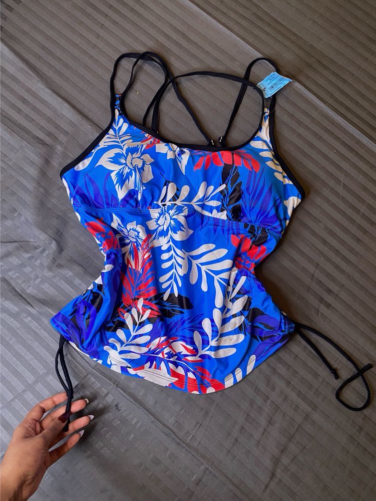Floral padde top