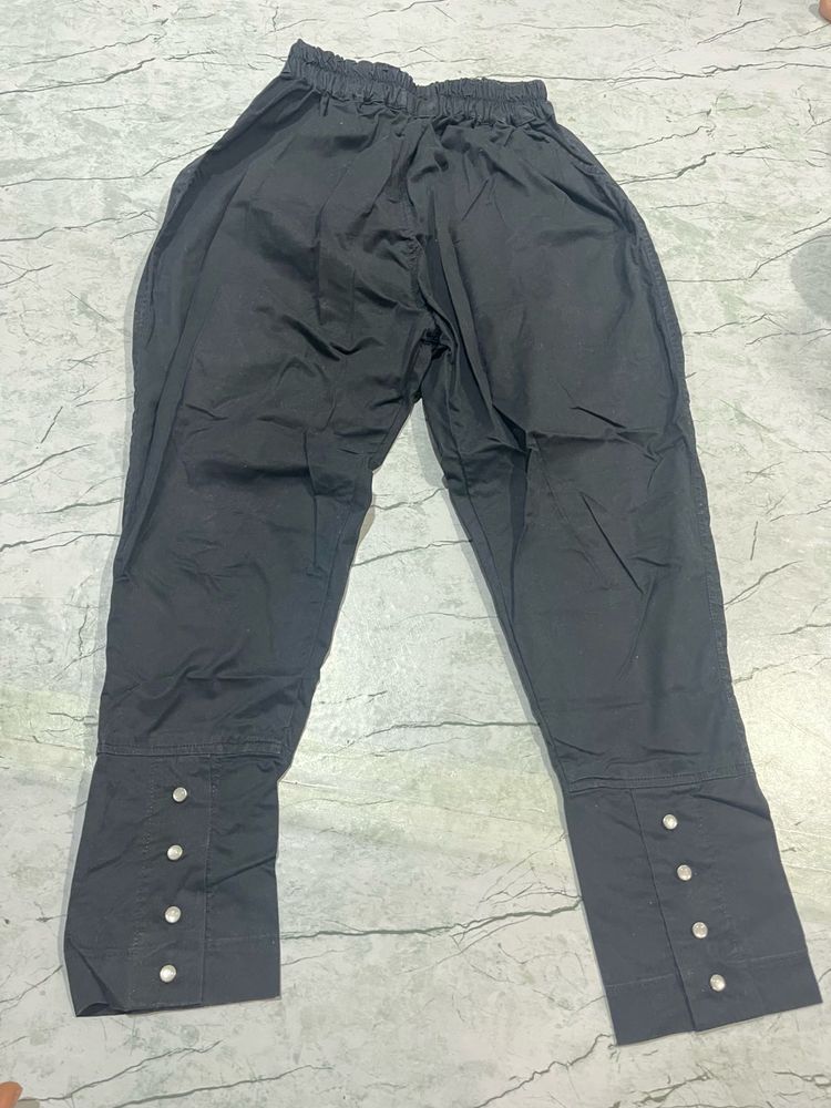 Black Pant