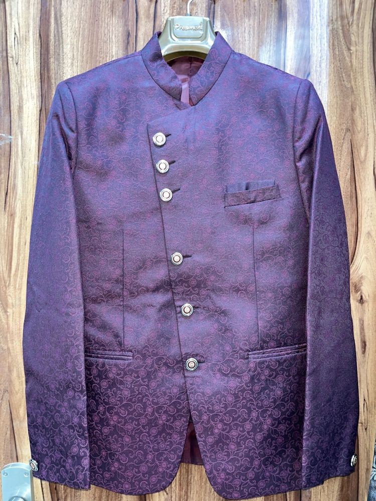 Elegant Ethnic Jodhpuri suit