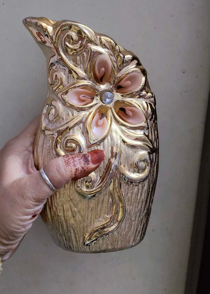 Beautiful Golden Ceramic Flower Pot