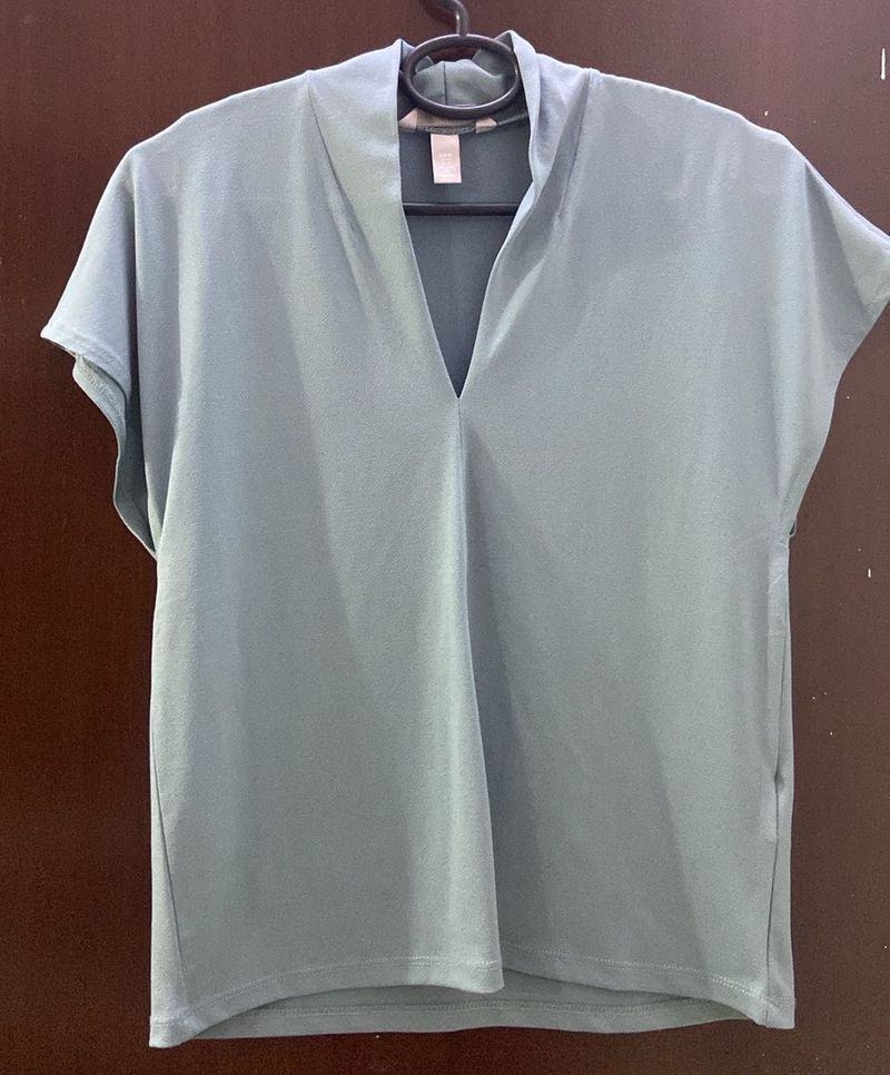H&amp;M Blue V-Neck Tunic Top